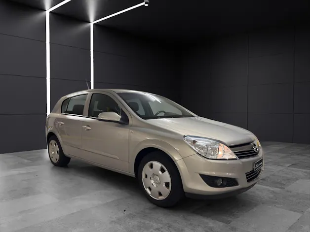 OPEL Astra 1.8i 16V 140 Enjoy Automat