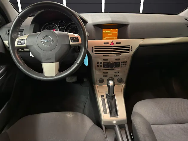 OPEL Astra 1.8i 16V 140 Enjoy Automat