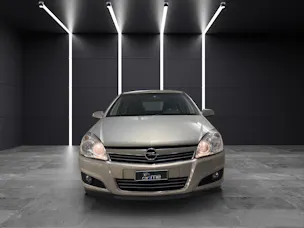 OPEL Astra 1.8i 16V 140 Enjoy Automat
