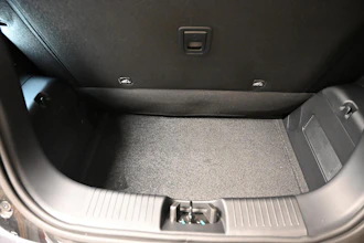 https://vehicle.imgix.net/4516552/ee66688b-235d-42f3-9e29-a98eb4917624.jpg