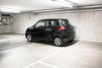 https://vehicle.imgix.net/4516558/a7a27a0a-51f8-4ae4-906c-cd608035c7c1.jpg