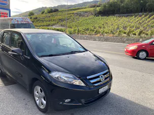 HONDA FR-V Minivan 1.8i 16V Swiss Automatique 6 places