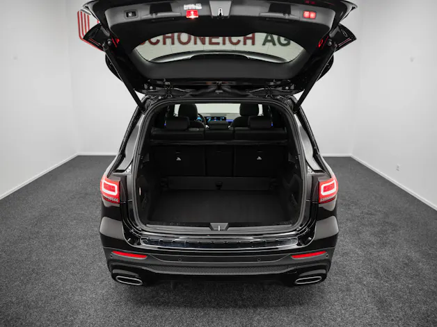 MERCEDES-BENZ GLB 250 AMG Line 4matic
