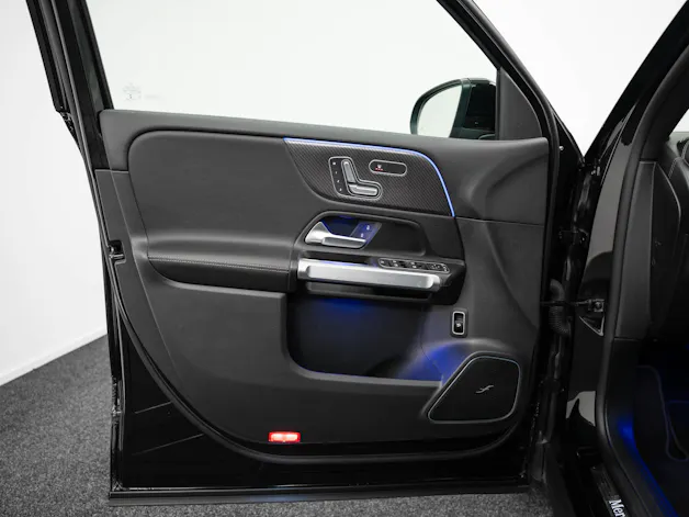 MERCEDES-BENZ GLB 250 AMG Line 4matic