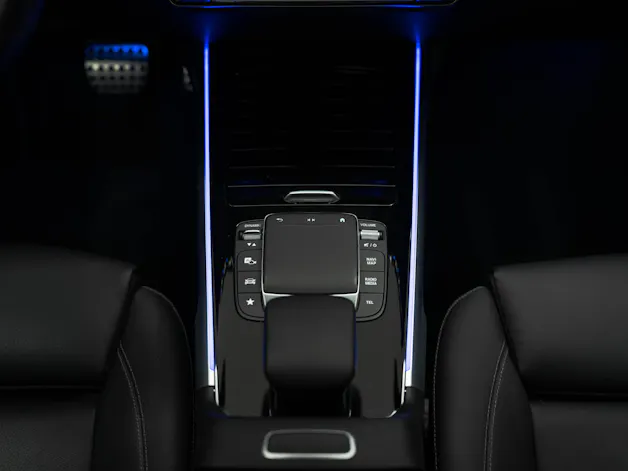 MERCEDES-BENZ GLB 250 AMG Line 4matic