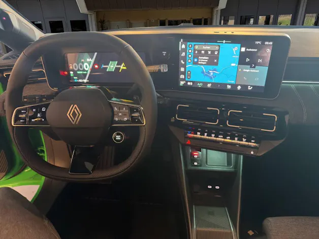 RENAULT R5 E-Tech Comfort Range techno