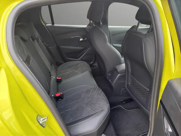PEUGEOT 208 1.2 Hybrid 145 GT Exclusive