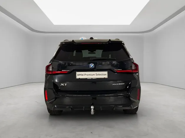 BMW X1 U11 30e xDrive paddles
