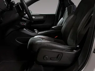 VOLVO XC40 1.5 T5 TE R-Design
