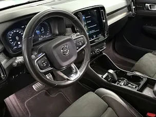 VOLVO XC40 1.5 T5 TE R-Design