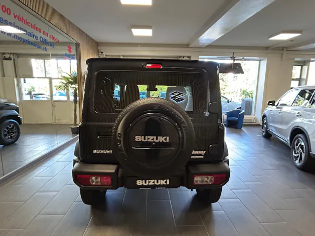Suzuki Jimny 1.5 Compact Top Automatique 4 Place/4Platz