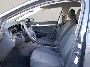 VW Volkswagen Golf VIII 1.5 eTSI DSG
