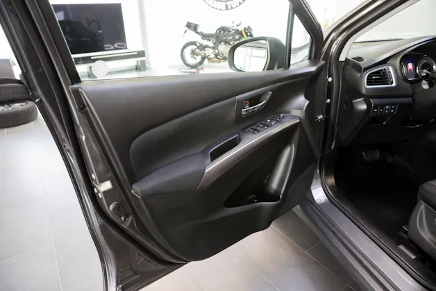 Suzuki S-Cross 1.5 Compact+ Hybrid 4x4