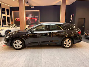 SKODA Octavia Combi 2.0 TDI Ambition 4x4 DSG
