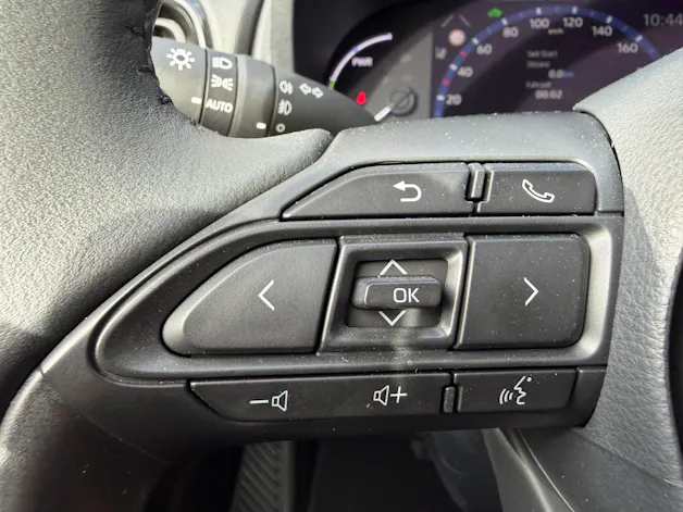Toyota Yaris Cross 1.5 VVT-i HSD Comfort AWD-i