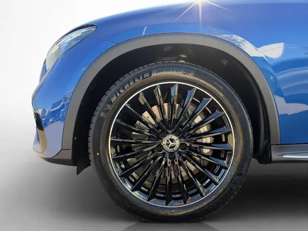 MERCEDES-BENZ GLC 220 d AMG Line 4Matic