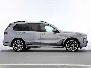 BMW X7 G07 40d xDrive SAG
