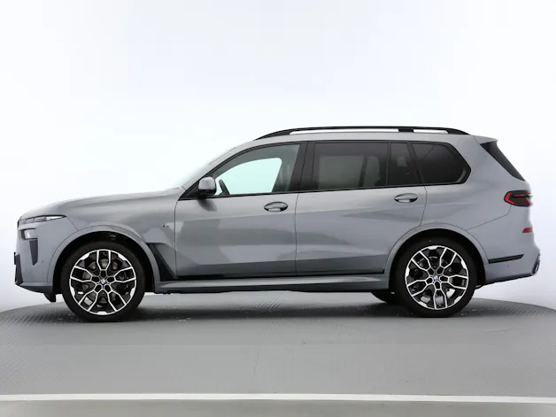 BMW X7 G07 40d xDrive SAG