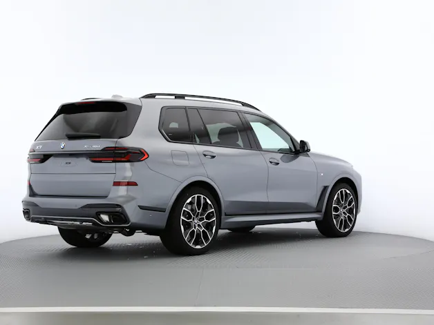 BMW X7 G07 40d xDrive SAG