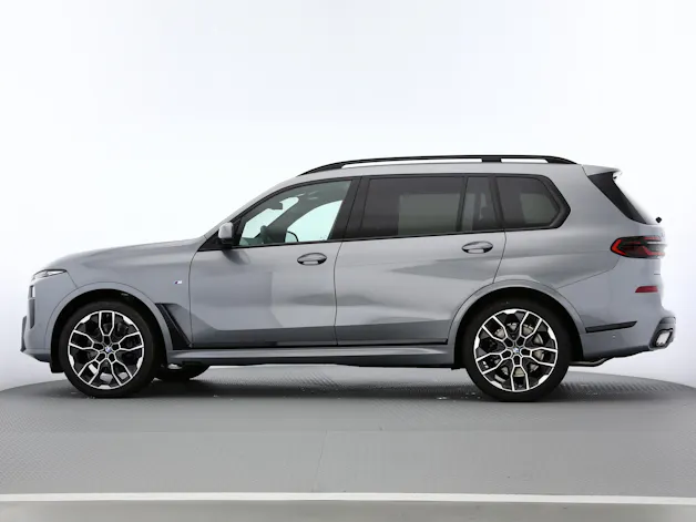 BMW X7 G07 40d xDrive SAG