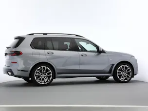 BMW X7 G07 40d xDrive SAG