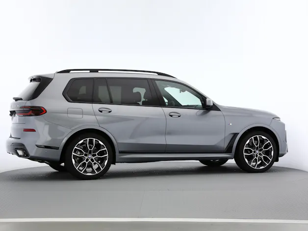 BMW X7 G07 40d xDrive SAG
