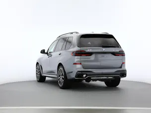 BMW X7 G07 40d xDrive SAG