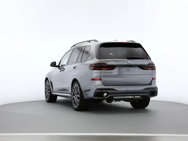 BMW X7 G07 40d xDrive SAG