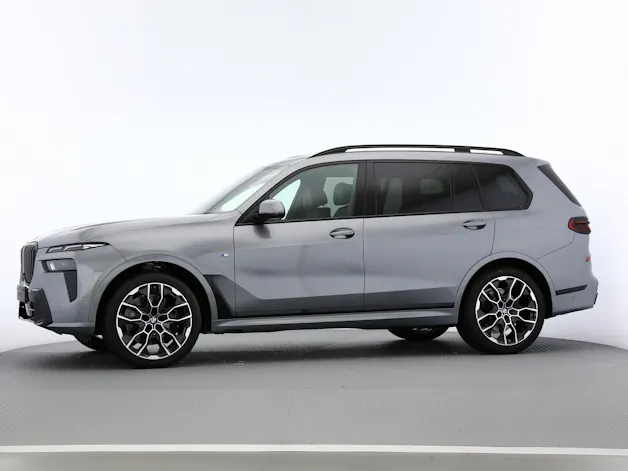 BMW X7 G07 40d xDrive SAG