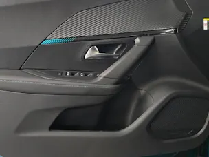 PEUGEOT 2008 1.2 Hybrid Envy