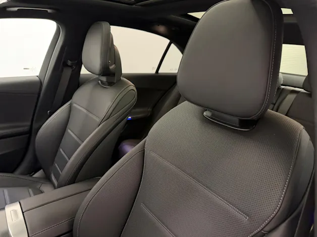 MERCEDES-BENZ C 300 e AMG Line 4matic