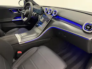 MERCEDES-BENZ C 300 e AMG Line 4matic