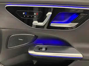 MERCEDES-BENZ C 300 e AMG Line 4matic