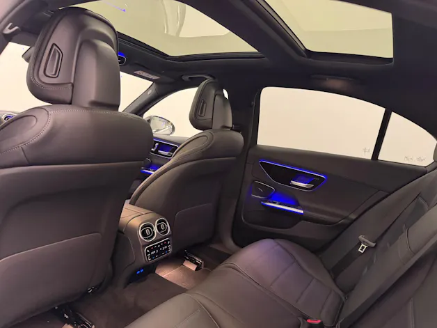 MERCEDES-BENZ C 300 e AMG Line 4matic