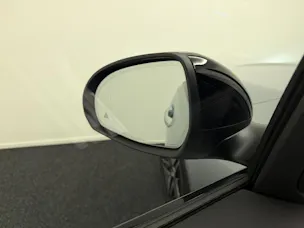 MERCEDES-BENZ C 300 e AMG Line 4matic