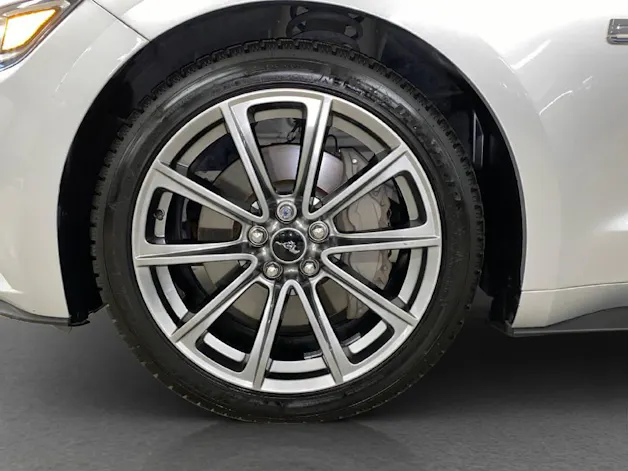 FORD Mustang Coupé 5.0 V8 GT