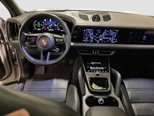PORSCHE Cayenne 3.0 V6 E-Hybrid Facelift