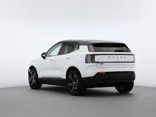 VOLVO EX30 P8 Ultra Black Edition AWD