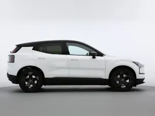 VOLVO EX30 P8 Ultra Black Edition AWD