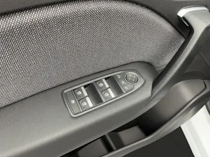 RENAULT Captur 1.8 E-Tech techno