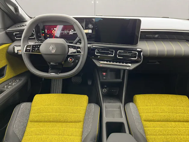 RENAULT R5 E-Tech Comfort Range iconic five