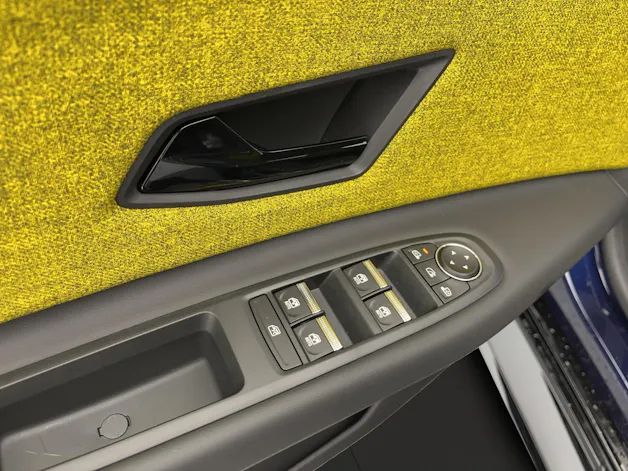 RENAULT R5 E-Tech Comfort Range iconic five