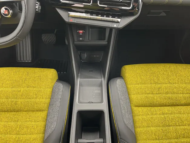 RENAULT R5 E-Tech Comfort Range iconic five