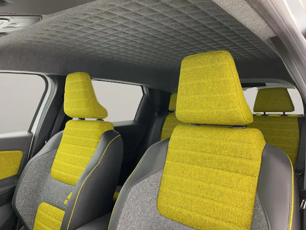 RENAULT R5 E-Tech Comfort Range iconic five