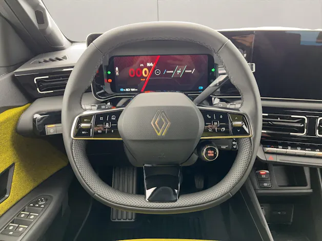RENAULT R5 E-Tech Comfort Range iconic five