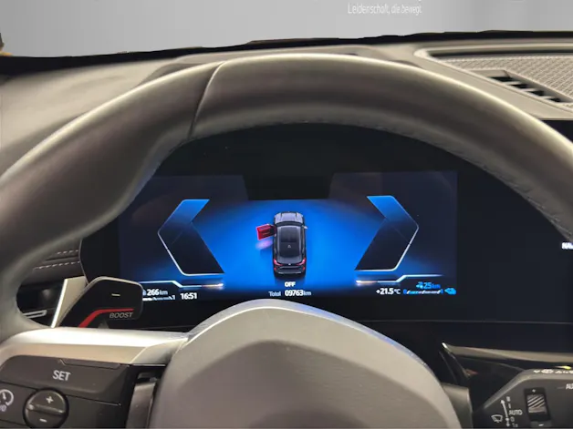 BMW X1 U11 30e xDrive paddles