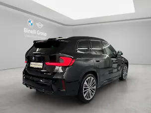 BMW X1 U11 30e xDrive paddles
