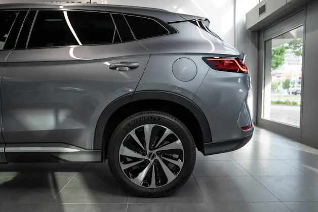 BYD Seal U DM-i Design AWD - 324 PS