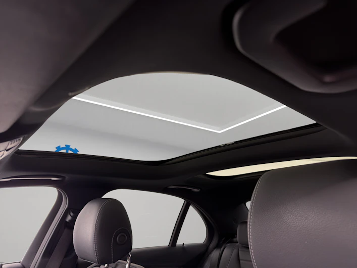 image du véhicule MERCEDES-BENZ E 400