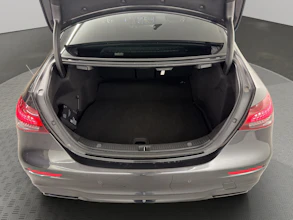 https://vehicle.imgix.net/4517221/f26ef953-05d6-43c6-976f-927e6d5ab0a0.jpg